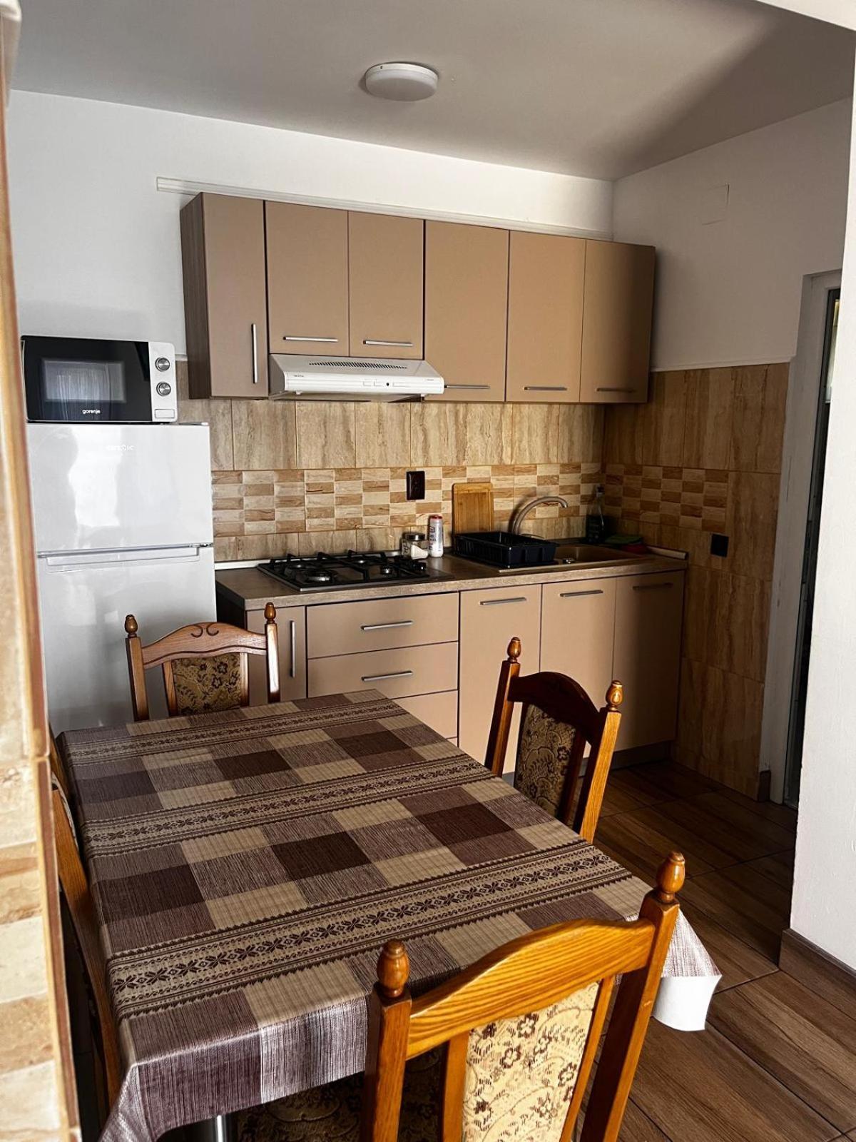 Casă la țară Casa Veverita Predeluț